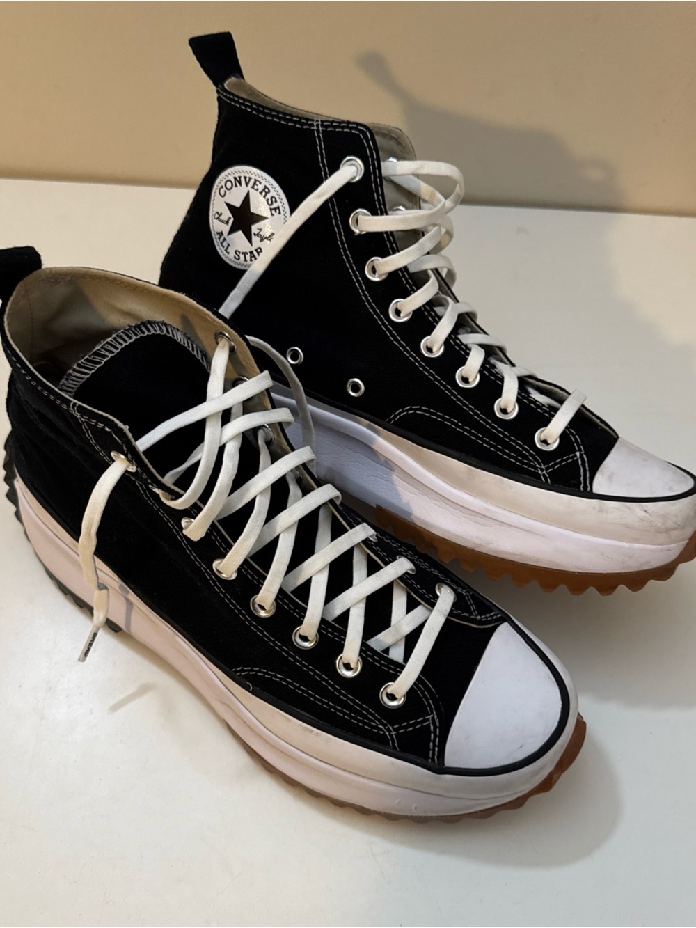 Converse Run Star Hike Hi- US M 10 / W 11.5 - Black/White/Gum